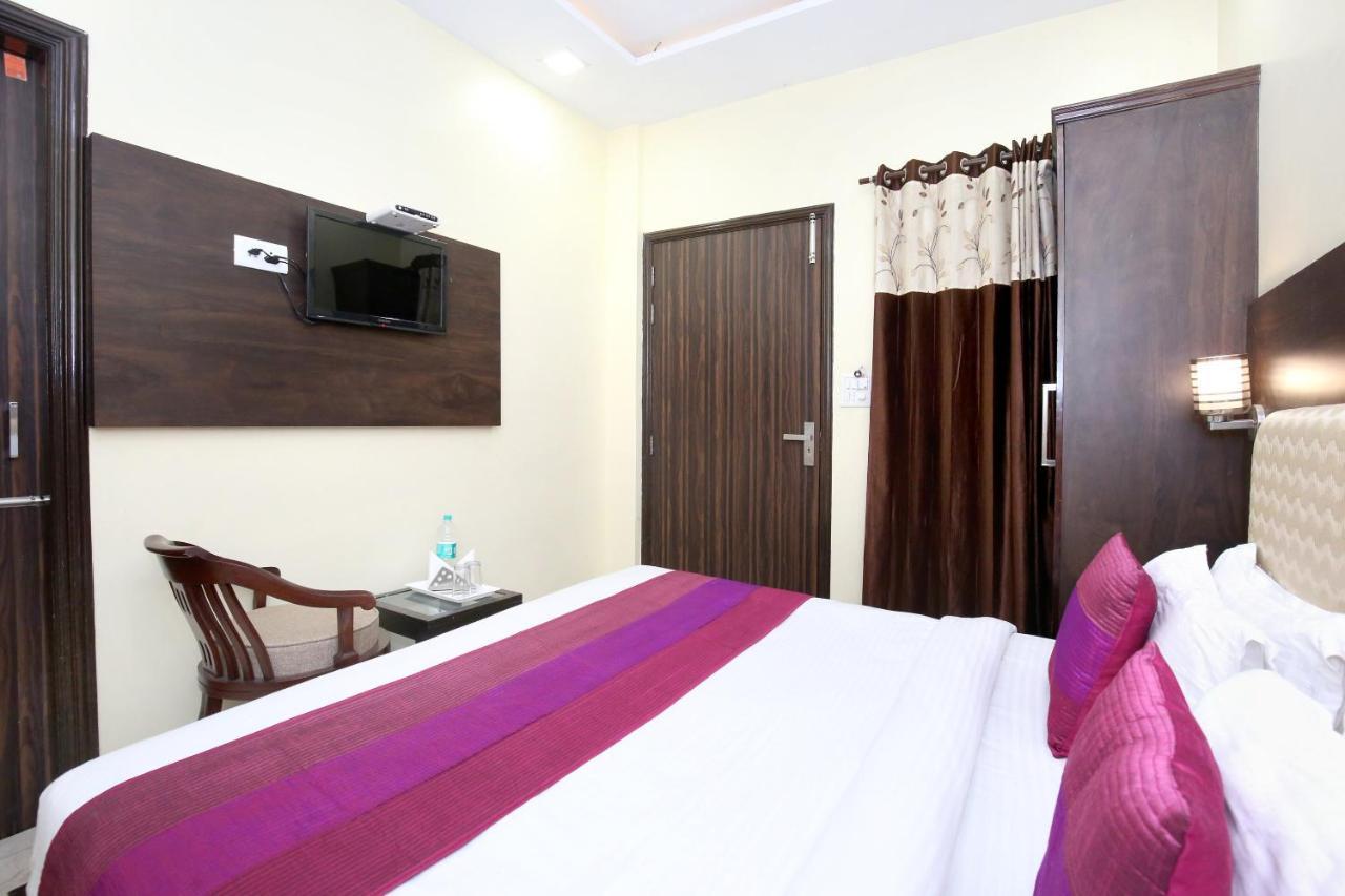 Oyo 7447 Grand Park Hotel Amritsar Exterior photo