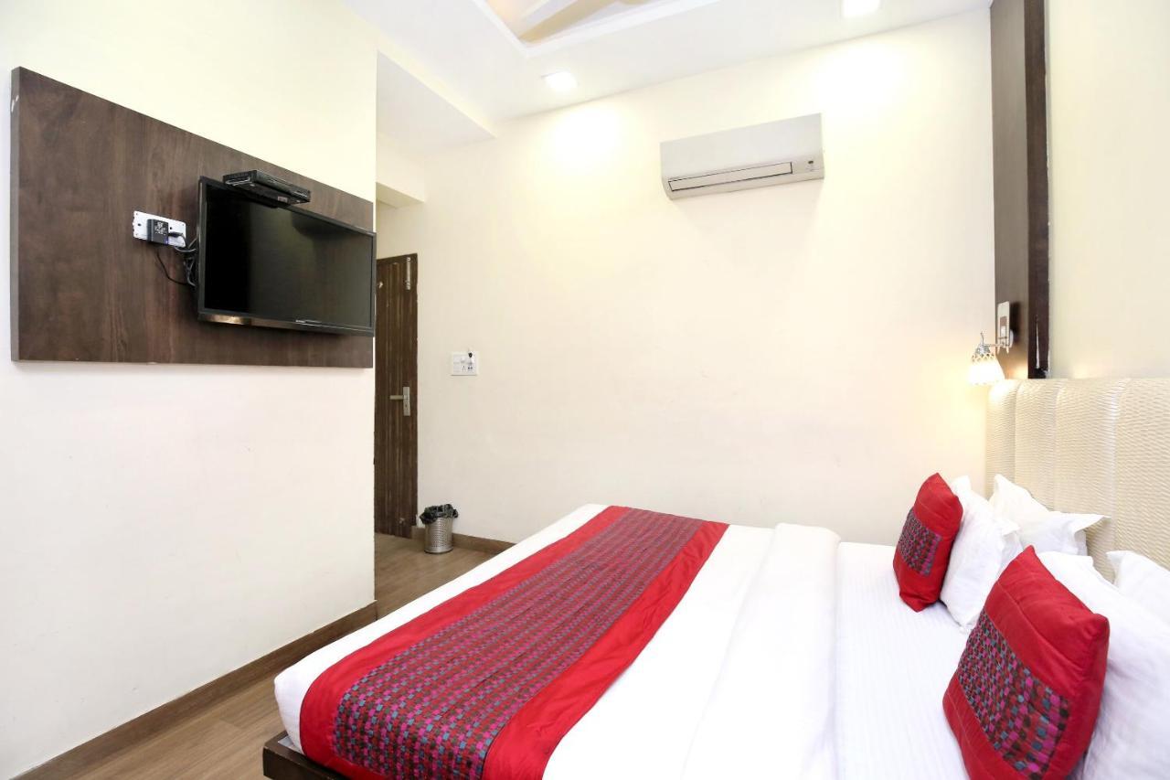 Oyo 7447 Grand Park Hotel Amritsar Exterior photo